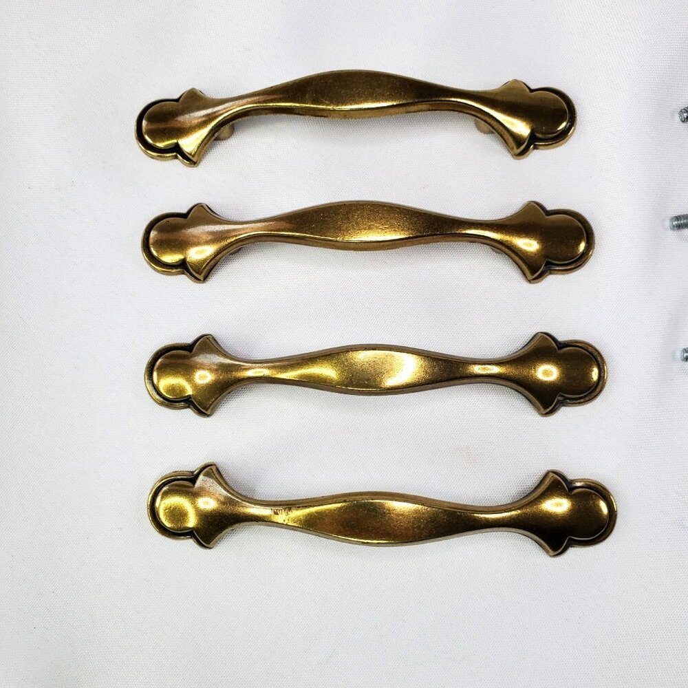VTG Amerock Brass Ornate Cabinet Handle Drawer Pull Rustic Finishes Regency - Picture 3 of 8